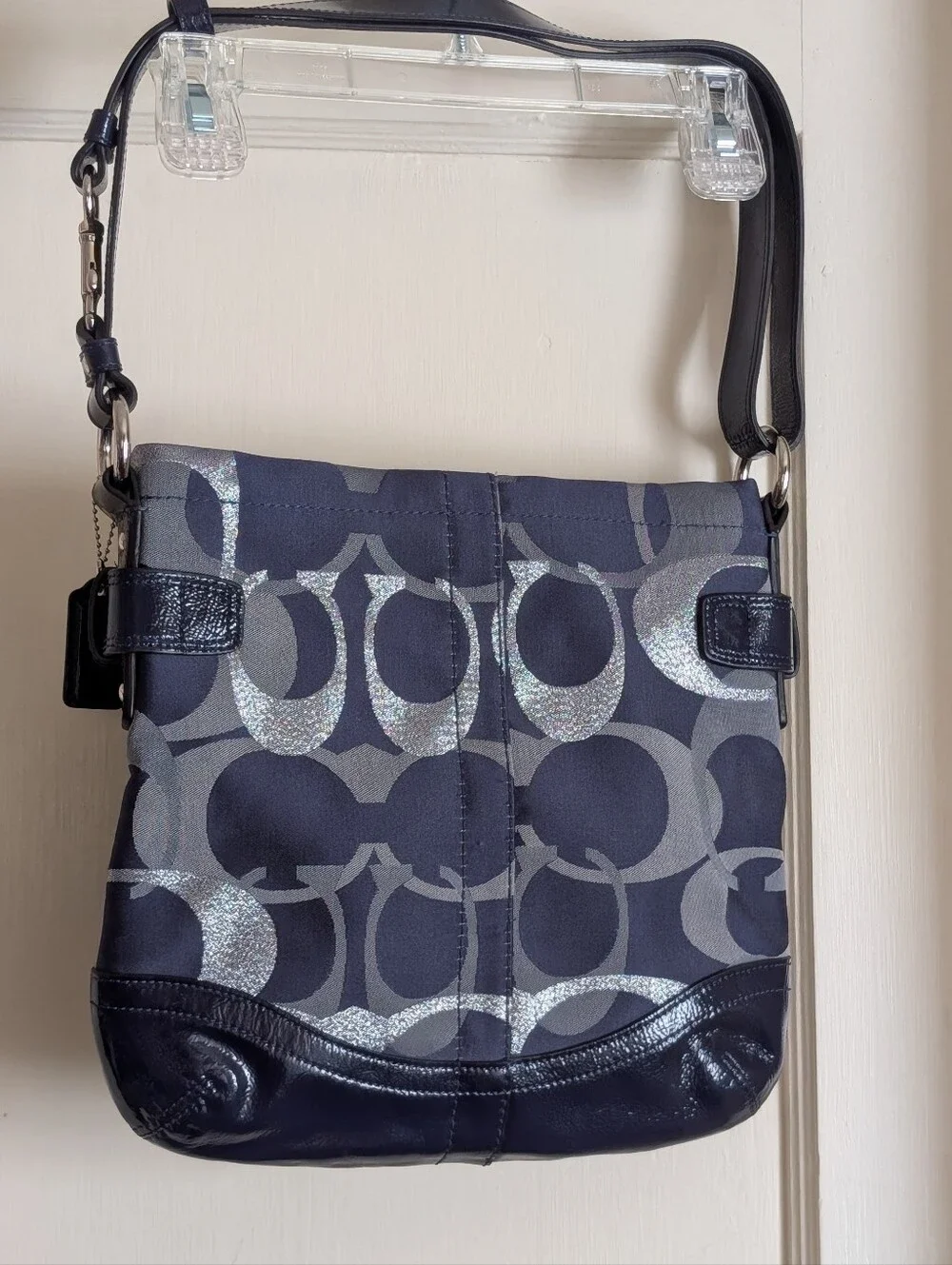 Coach 19820 medium